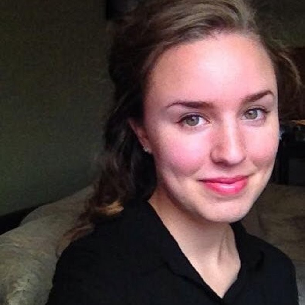 Meet your Posher, Dana